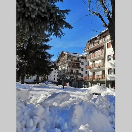 La Casa Dei Nonni 아파트 *